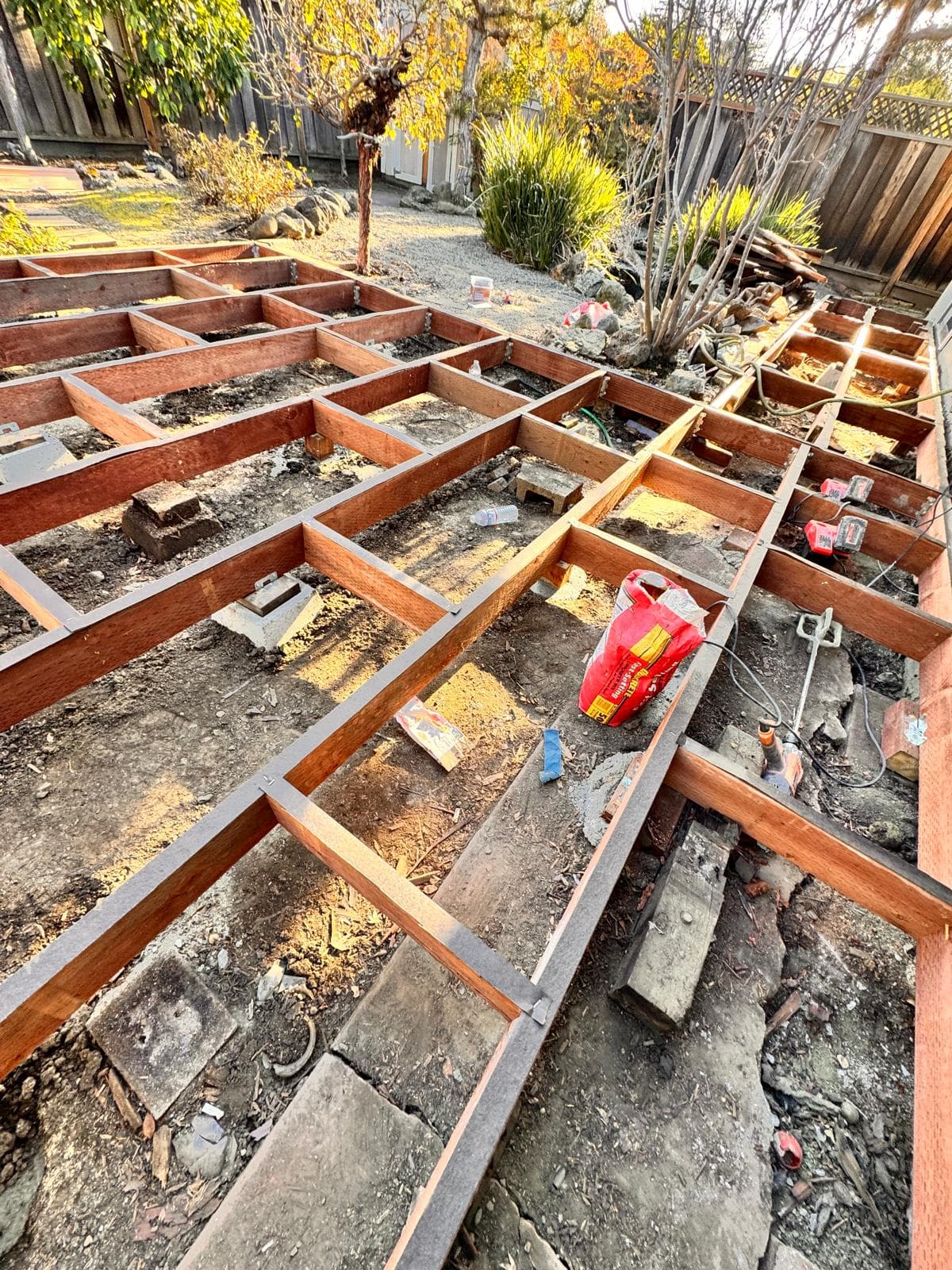 Custom deck construction by Alphabet Construction